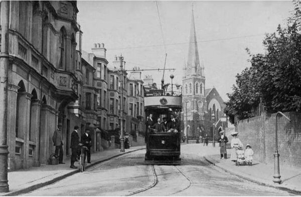 Mount Pleasant Road 1905.jpg